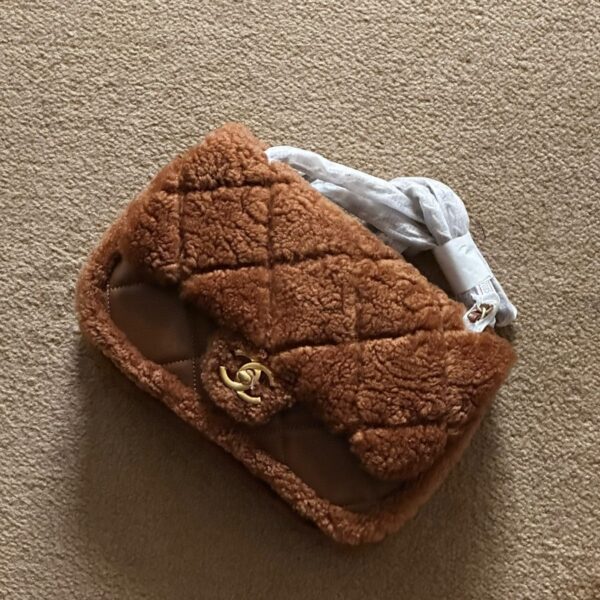 Chanel luxury brown shearling quilted shoulder bag
