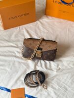Louis Vuitton Monogram Reverse Canvas Pochette Metis Bag - Image 3
