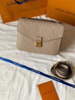 Louis Vuitton Pochette Metis Bag - Image 4