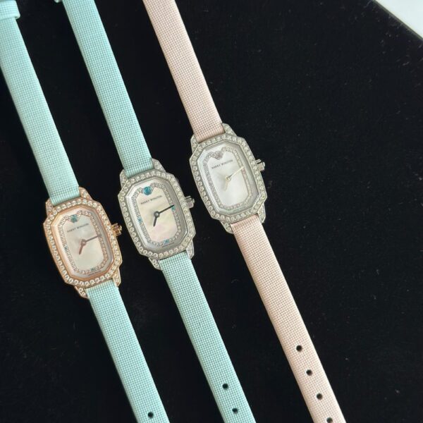 Harry Winston Emerald ladies 18K white gold watch