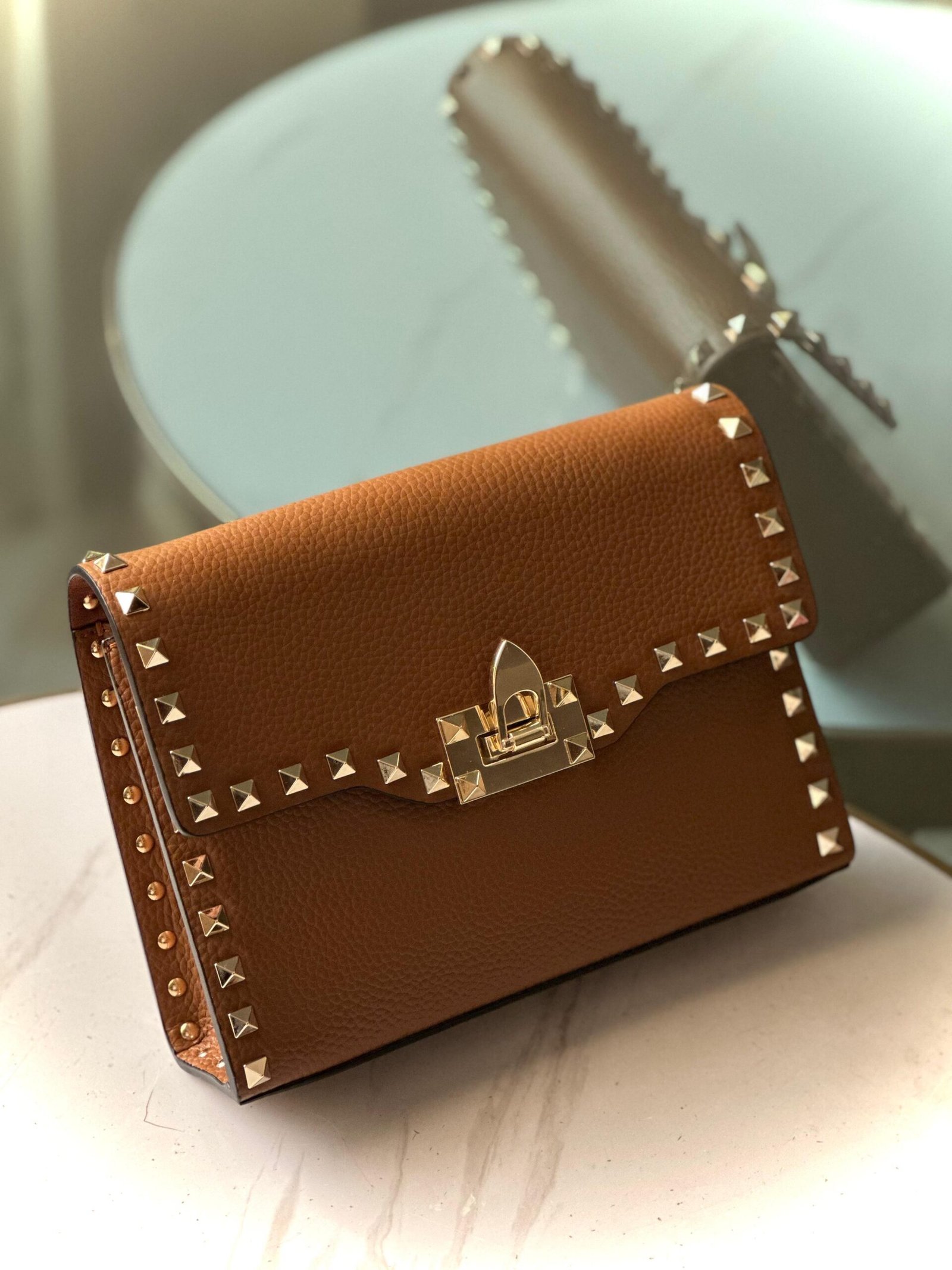 Valentino Rockstud small textured leather crossbody bag Valentino Rockstud small textured leather crossbody bag