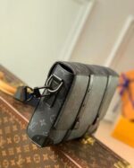 Louis Vuitton Monogram Messenger Bag - Image 4
