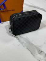 Louis Vuitton Damier Cosmetic Bag - Image 3