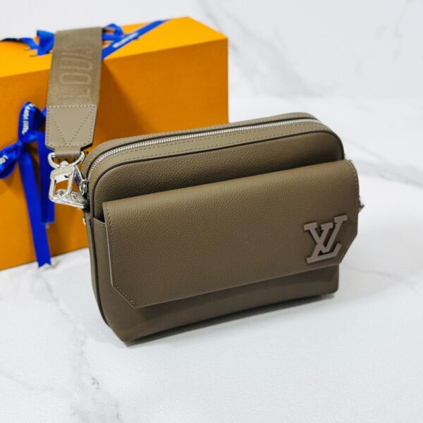 Luxe Louis Vuitton Locky BB Earthy Olive Leather Crossbody