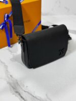 Louis Vuitton Black Leather Crossbody Bag - Image 3