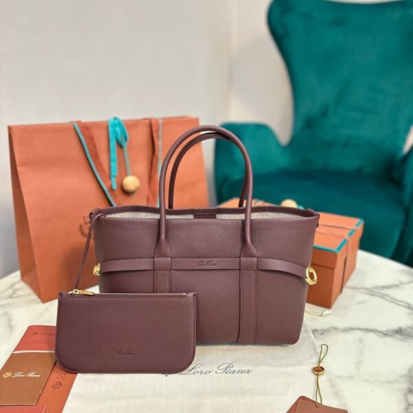 Loro Piana Ghiera Shopper — Premium Leather Tote with Gold-Tone Ring Hardware, Magnetic Top, Shoulder Handles, Lined Interior