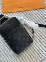 Louis Vuitton Cross Body Bag - Image 2
