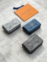 Louis Vuitton Saint Cloud Pouch Monogram Canvas Crossbody