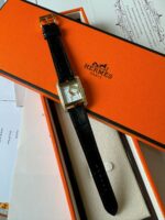 Hermès Ladies Diamond-Set Watch Swiss Made - Image 2