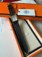 Hermès Ladies Diamond-Set Watch Swiss Made - Image 5