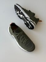 LV Runner Tatic Sneaker UAE - Image 7