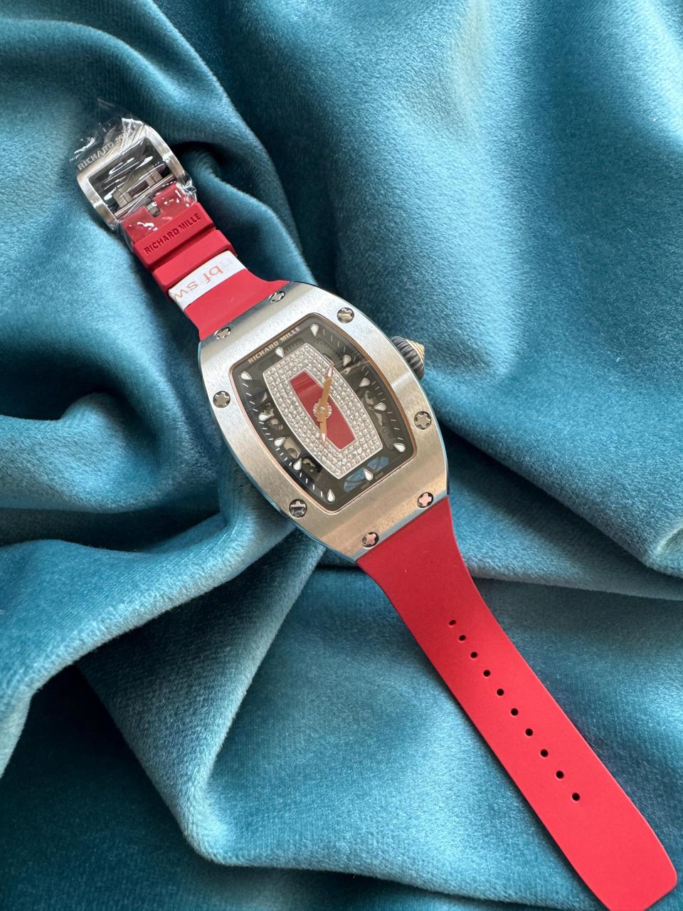 Richard Mille RM 07-01 Diamond Edition Richard Mille RM 07-01 ladies watch with diamond-set rose gold case